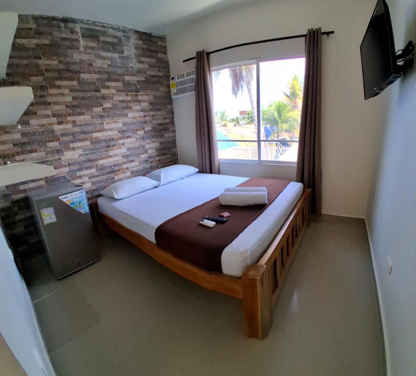 Hotel Playarena Coveñas Buitenkant foto