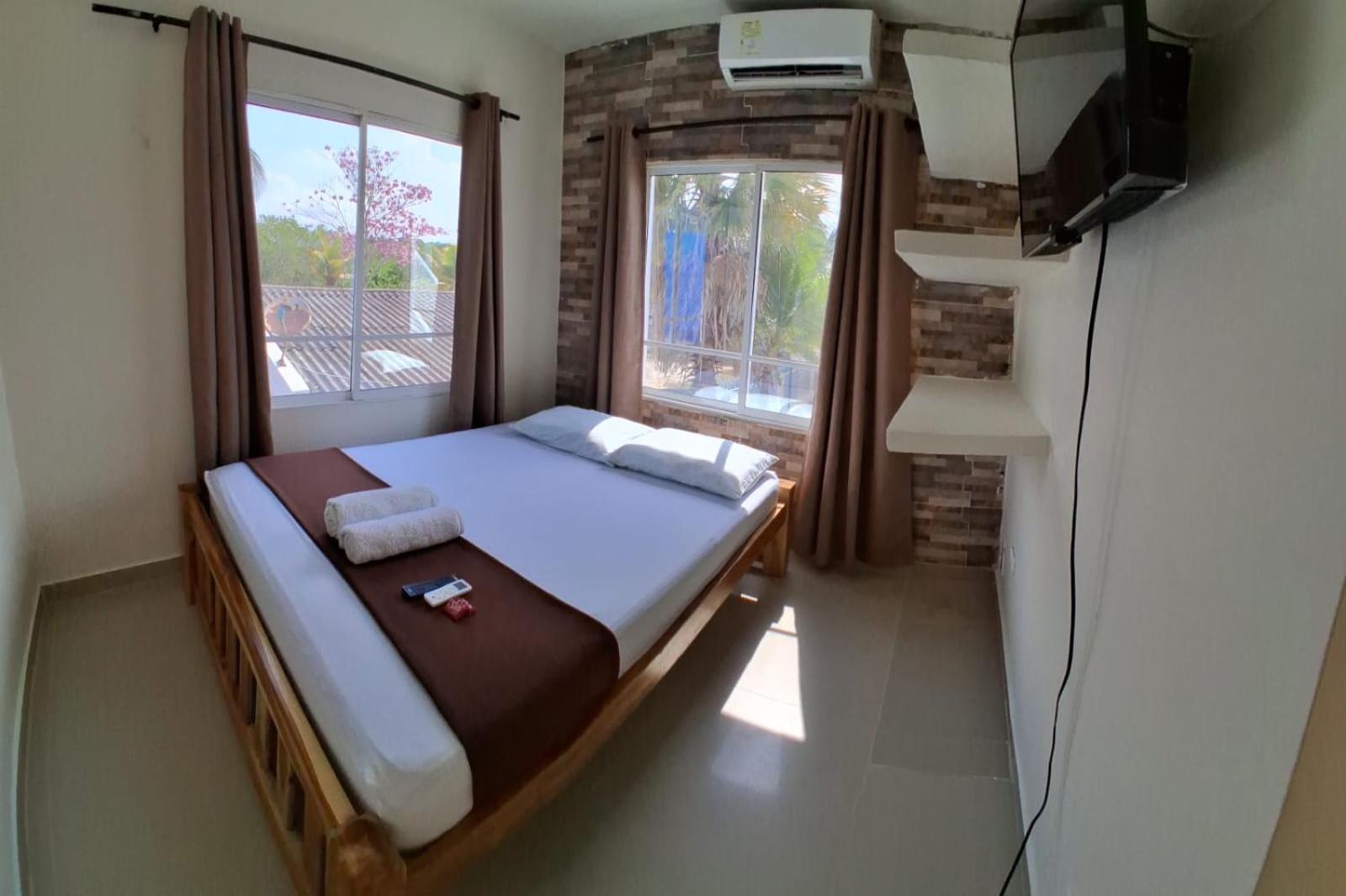 Hotel Playarena Coveñas Buitenkant foto